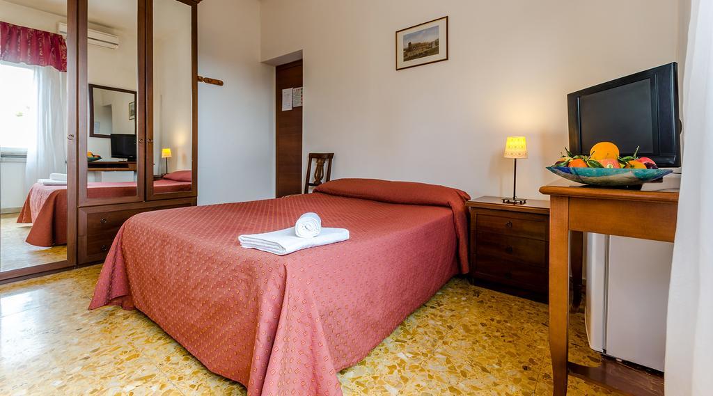 Hotel Antico Acquedotto Roma